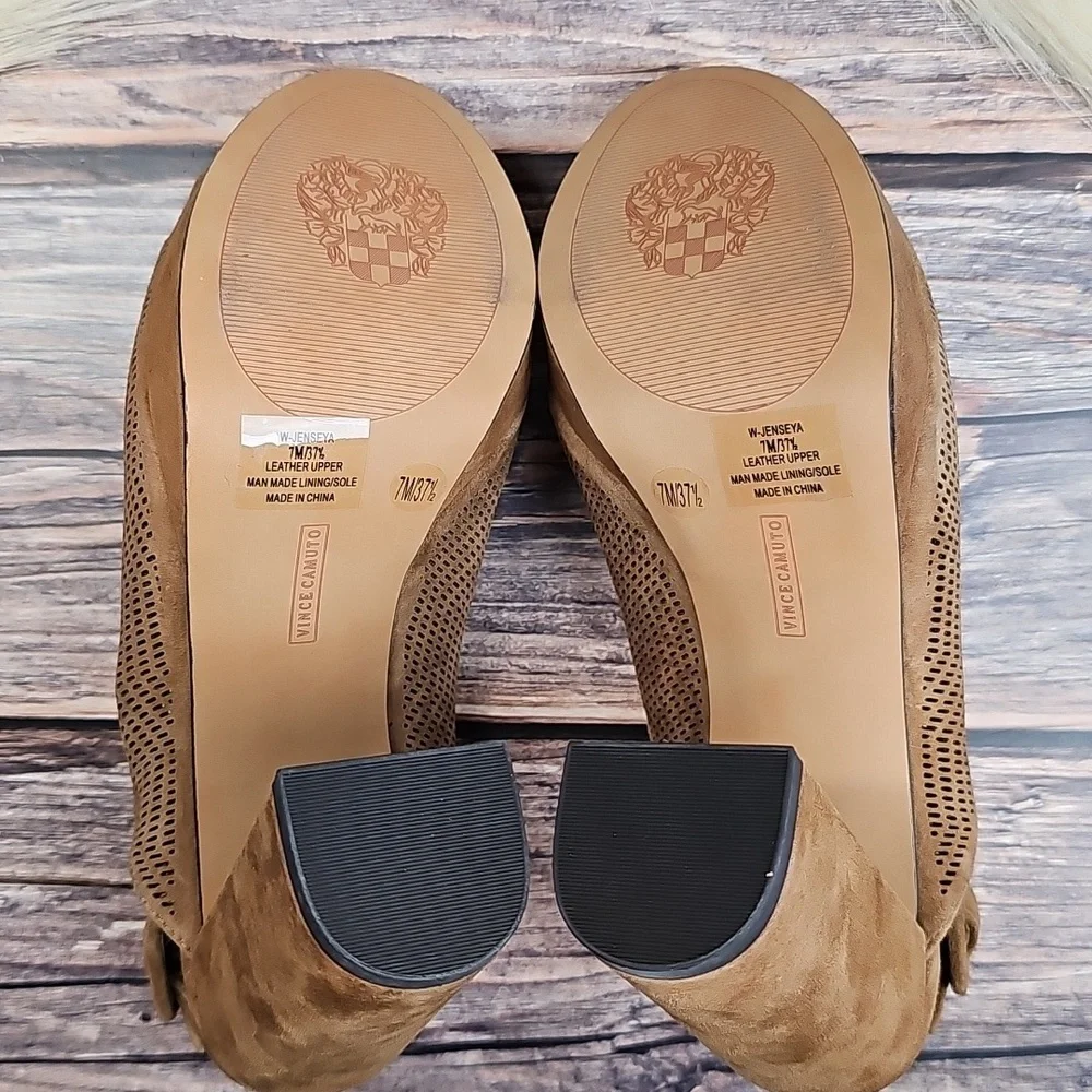 NIB VINCE CAMUTO VV-JENSEYA SEED BROWN PEEP-TOE PERFORATED BOOTIE SANDAL - Picture 7 of 12